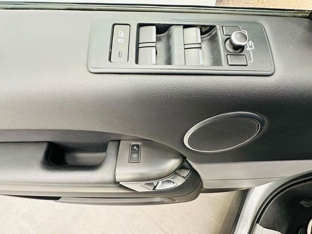 LAND-ROVER Range Rover Sport 3.0 TDV6 HSE Dynamic