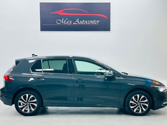 VOLKSWAGEN Golf Life 2.0 TDI DSG