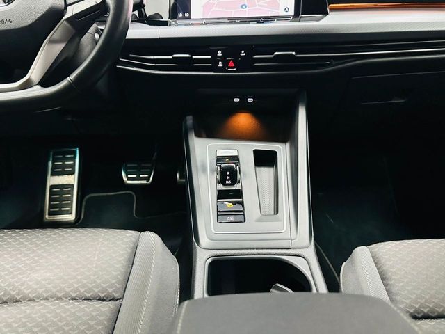 VOLKSWAGEN Golf Life 2.0 TDI DSG