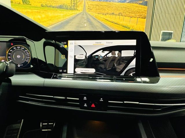 VOLKSWAGEN Golf Life 2.0 TDI DSG