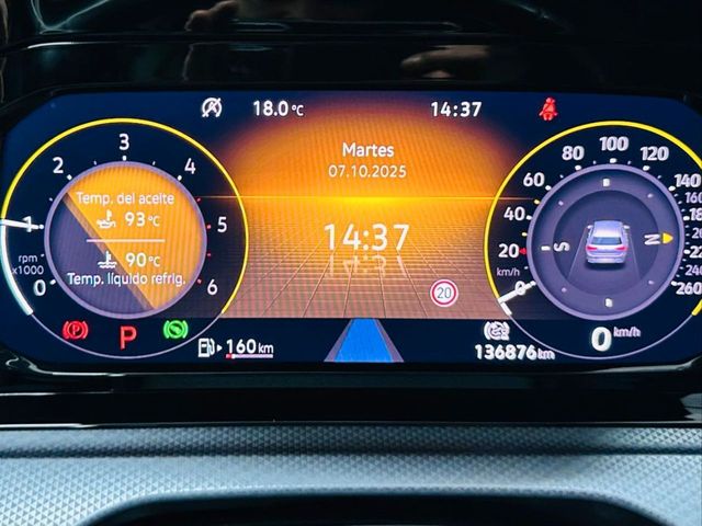 VOLKSWAGEN Golf Life 2.0 TDI DSG