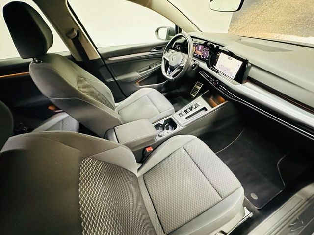 VOLKSWAGEN Golf Life 2.0 TDI DSG