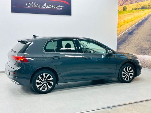 VOLKSWAGEN Golf Life 2.0 TDI DSG