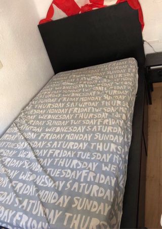 Cama IKEA con 2 cajones + sumier de 90