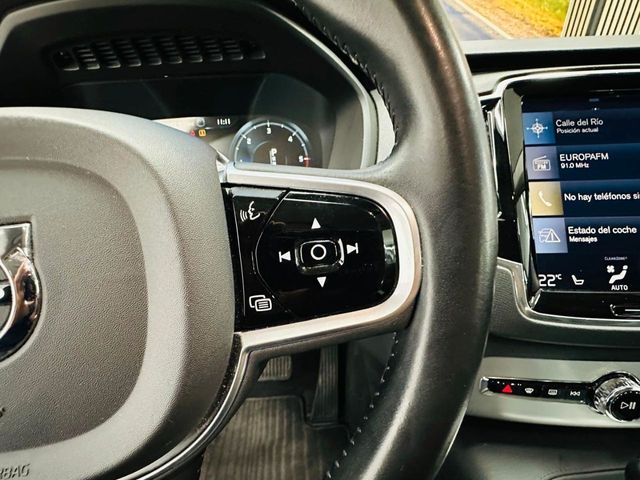 VOLVO XC90 2.0 D5 AWD Momentum B Auto