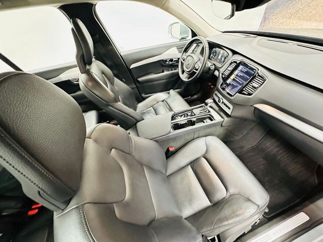 VOLVO XC90 2.0 D5 AWD Momentum B Auto