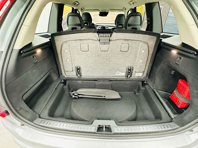 VOLVO XC90 2.0 D5 AWD Momentum B Auto