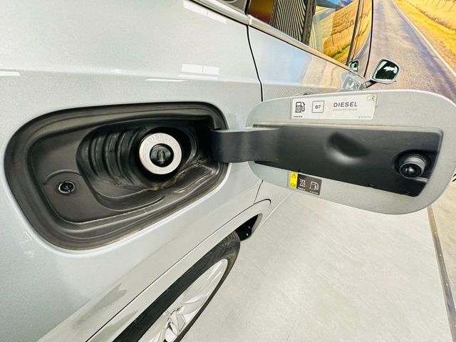 VOLVO XC90 2.0 D5 AWD Momentum B Auto