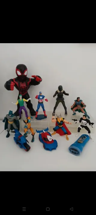 Set Giocattoli Marvel e DC Comics