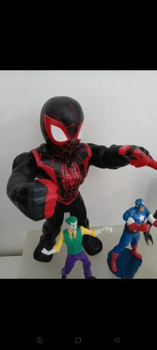 Set Giocattoli Marvel e DC Comics