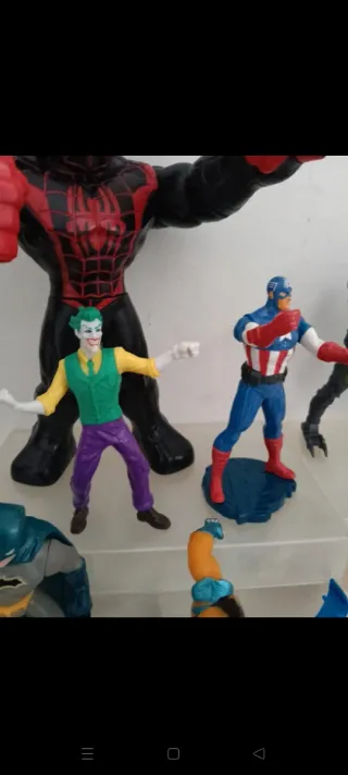 Set Giocattoli Marvel e DC Comics