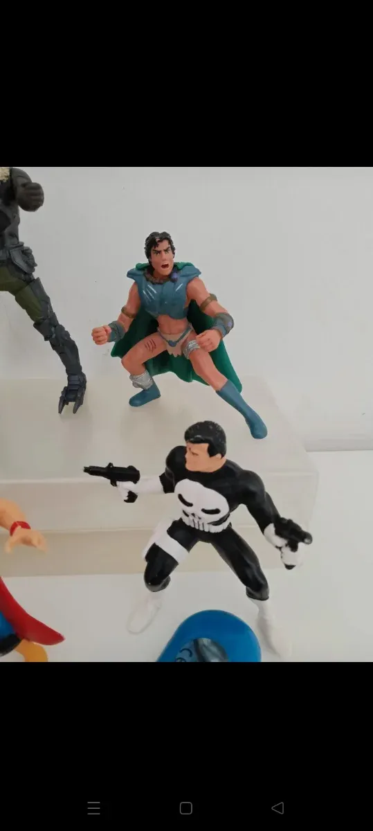 Set Giocattoli Marvel e DC Comics