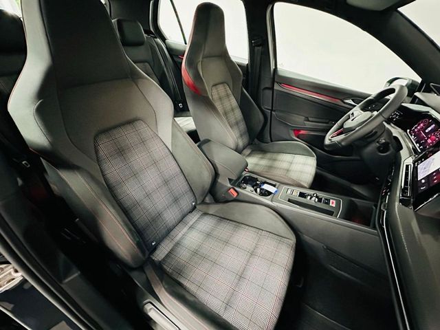 VOLKSWAGEN Golf GTI 2.0 TSI DSG