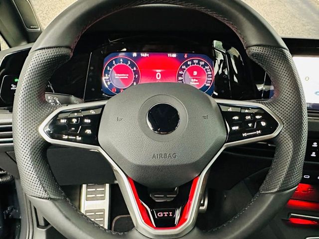 VOLKSWAGEN Golf GTI 2.0 TSI DSG