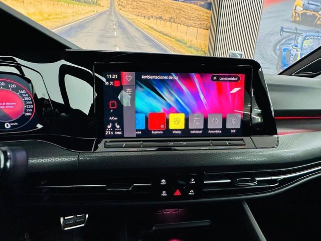 VOLKSWAGEN Golf GTI 2.0 TSI DSG