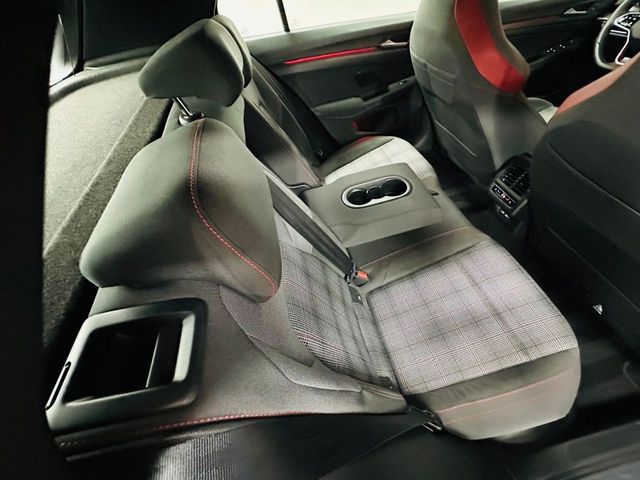 VOLKSWAGEN Golf GTI 2.0 TSI DSG