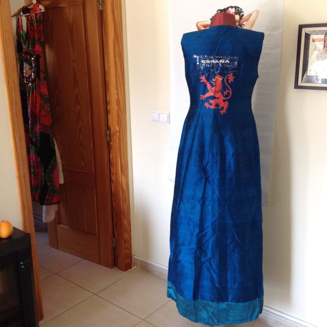 Vestido cuello Mao de fiesta azul  SEDA