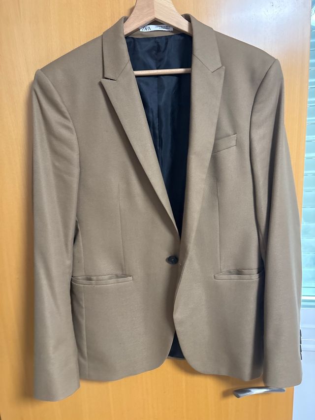 Americana Zara marrón