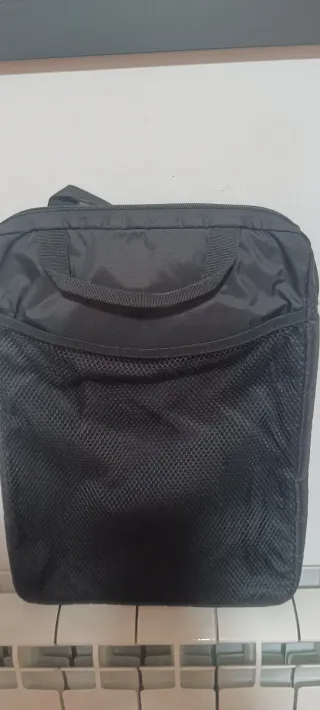 Bolsa portátil Newfeel negra/gris