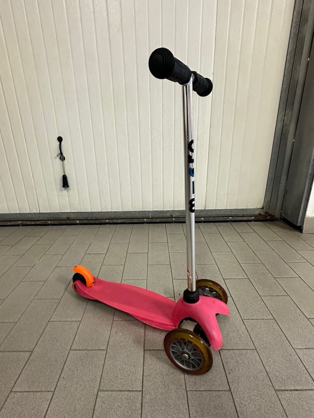 Monopattino Micro 3 ruote rosa