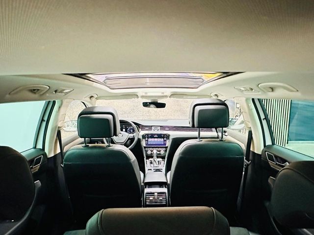 VOLKSWAGEN Passat Variant Sport 2.0 TDI BMT DSG