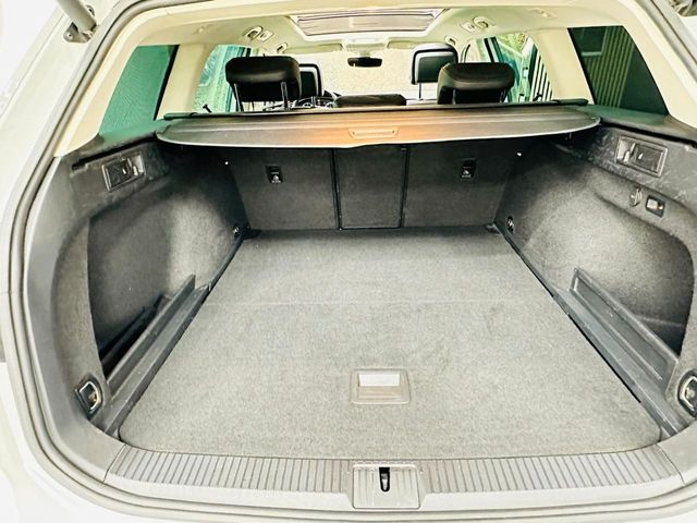 VOLKSWAGEN Passat Variant Sport 2.0 TDI BMT DSG