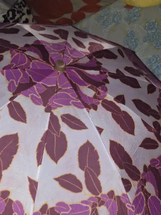 Paraguas antiguo decorado años 60