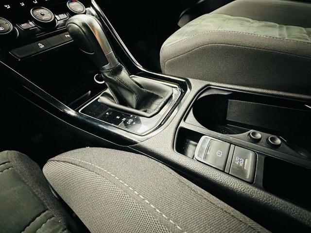 VOLKSWAGEN Touran Sport 2.0 TDI DSG