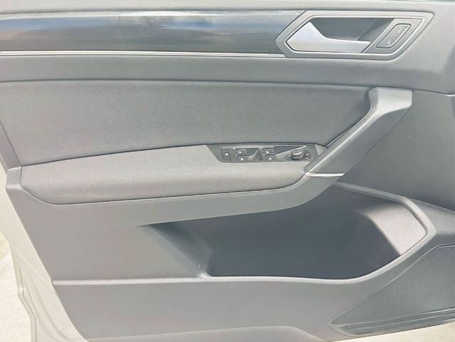 VOLKSWAGEN Touran Sport 2.0 TDI DSG