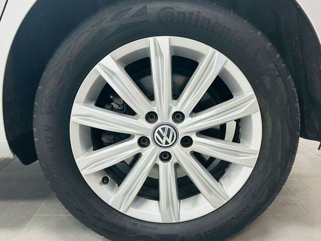 VOLKSWAGEN Touran Sport 2.0 TDI DSG