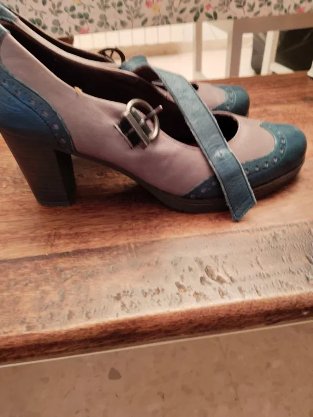 Zapatos estilo Oxford azul y gris