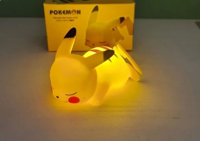 Lámpara Pikachu