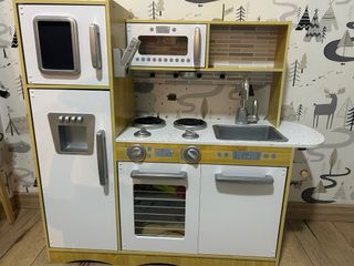 Cocinita de madera para niños