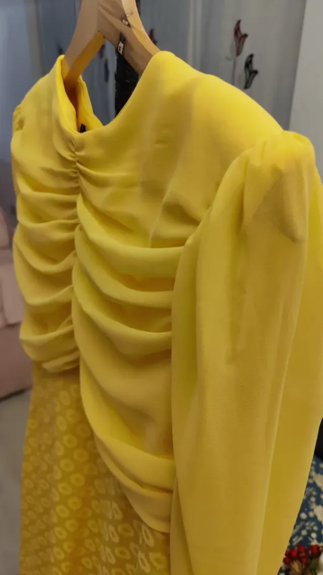 Vestido Juan Bernal Talla 36 Amarillo