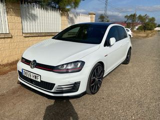 Volkswagen Golf 2014