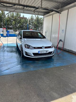 Volkswagen Golf 2014