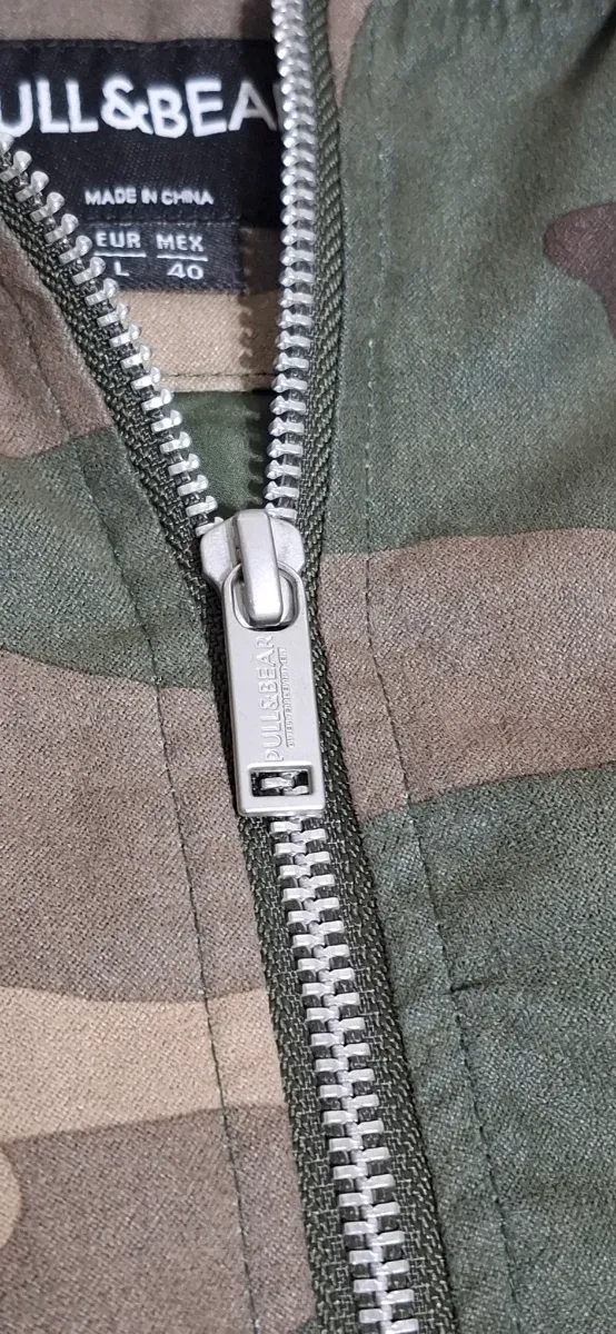 Casaco bomber Pull&Bear camuflado