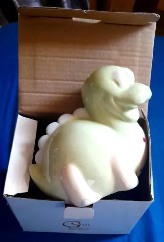 Salvadenaio in ceramica dinosauro