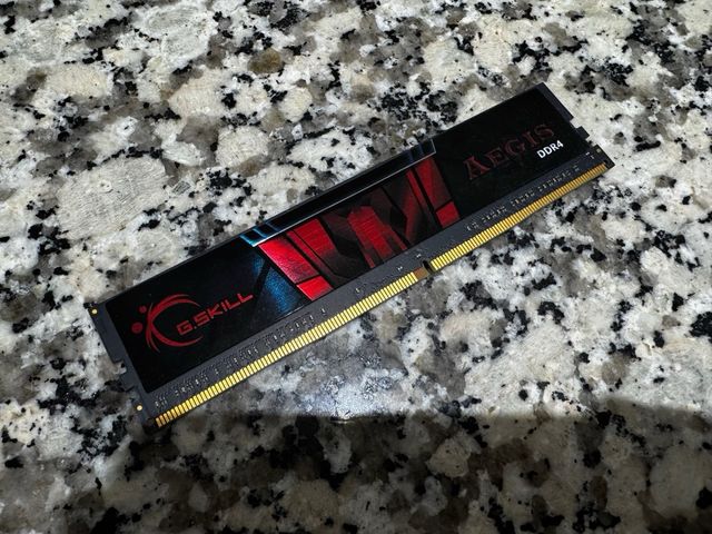 Memória RAM G.Skill Aegis 8GB DDR4 3200MHz