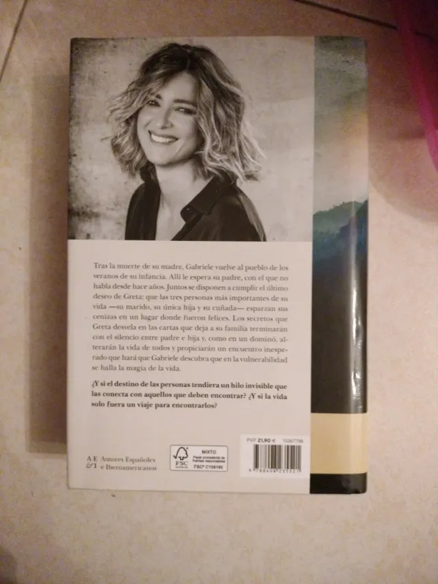 Libro Un océano para llegar a ti: Finalista Premio