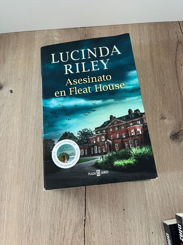 Asesinato en Fleat House