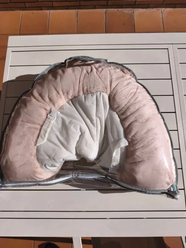 Gimnasio para bebé con peluches