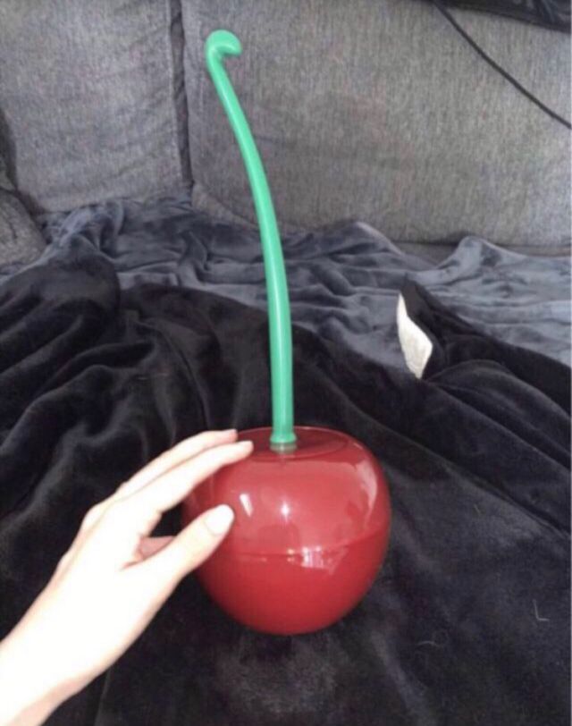 Escobilla de Baño Cereza Roja