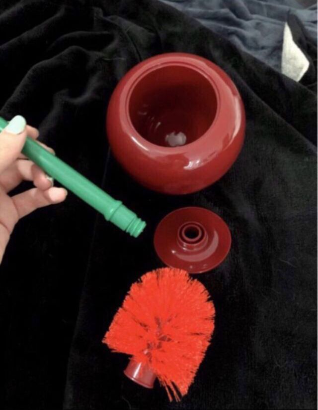 Escobilla de Baño Cereza Roja