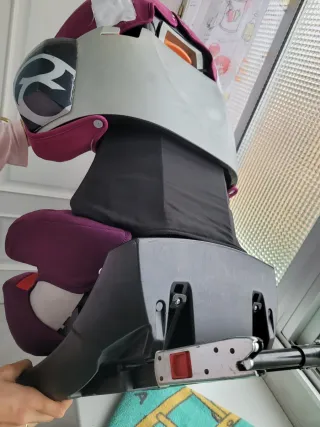 Silla de coche Cybex color morado