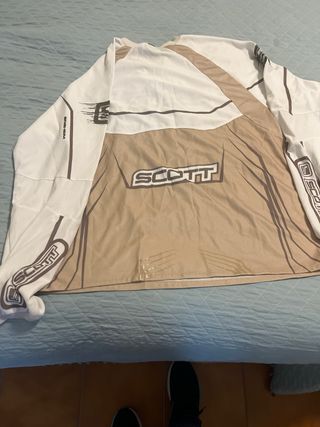 Camiseta y pantalón Enduro/Descenso