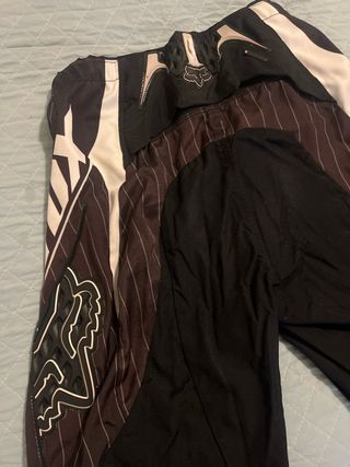 Camiseta y pantalón Enduro/Descenso