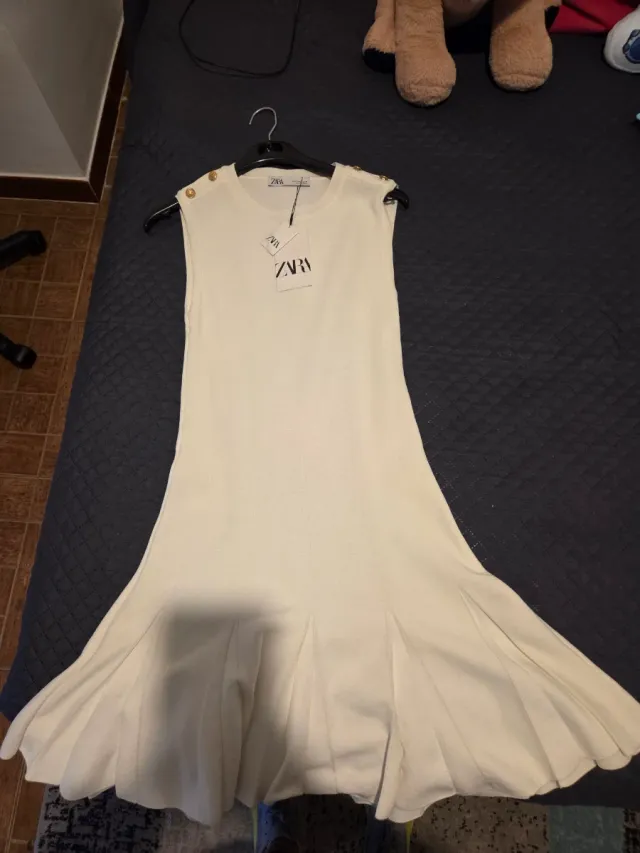 Vestido blanco Zara elegante