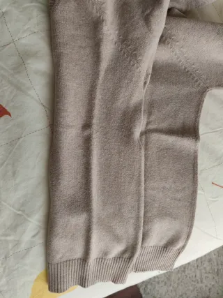 2 jerseys pico Zara beige/morado T M