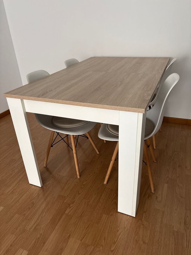 Mesa comedor roble caribean y blanco